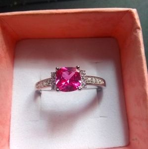 Beautiful  Ring Size 8